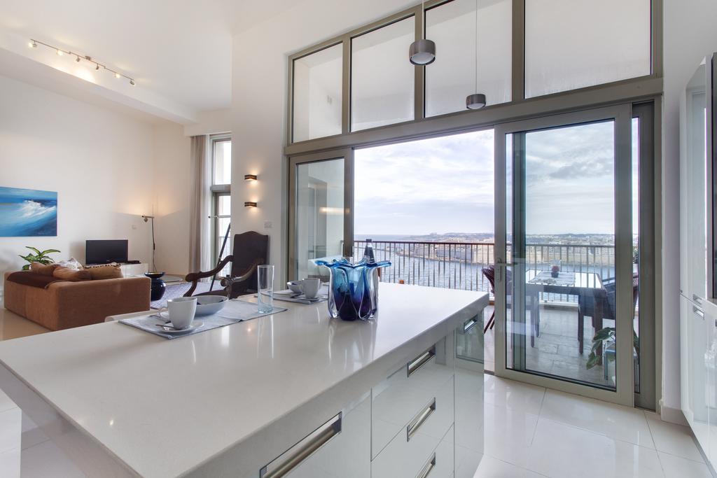 Marvellous Apartment In Tigne Point Sliema Exterior foto